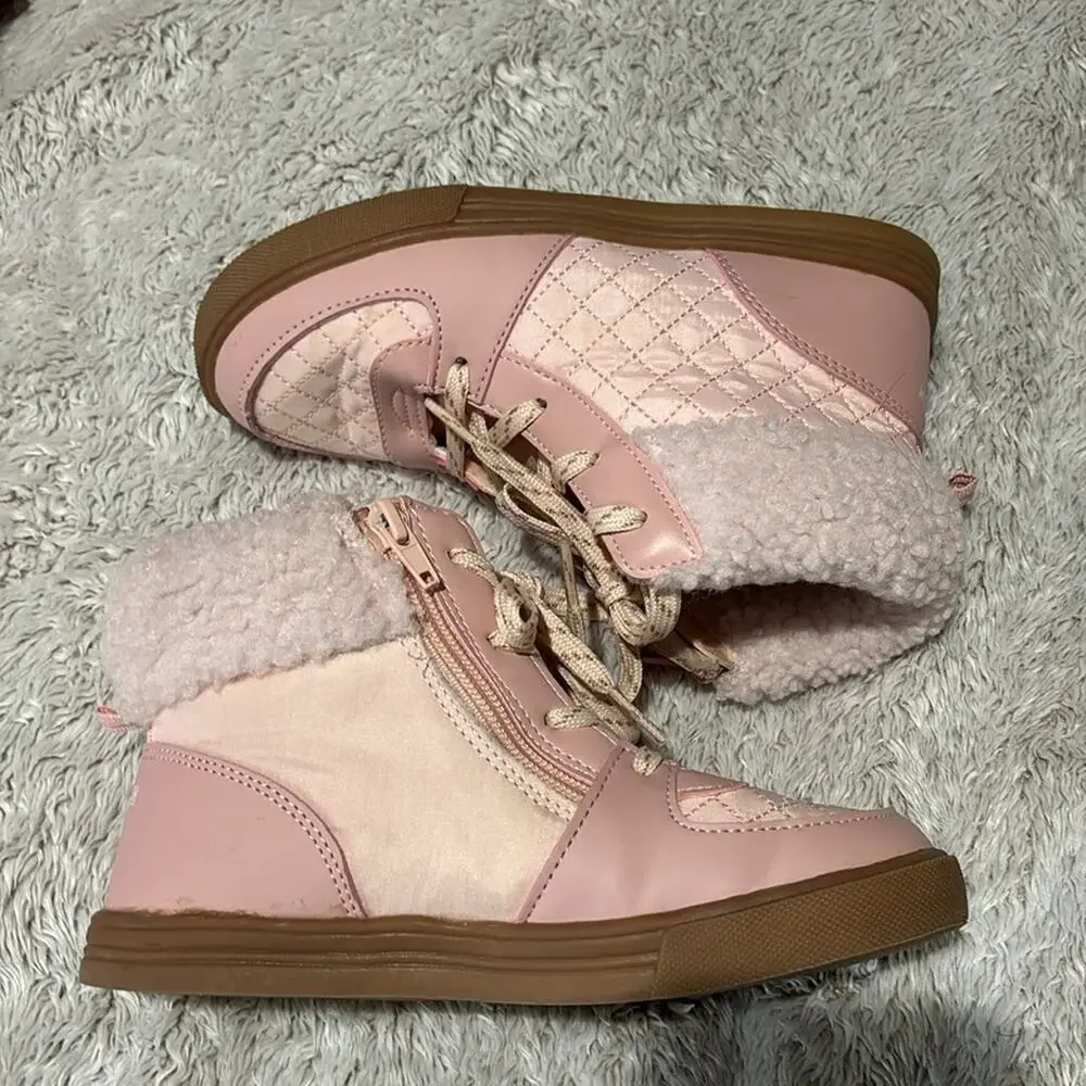 Carters 2m pale pink rubber sole furry nylon boot zipper entry worn once euc